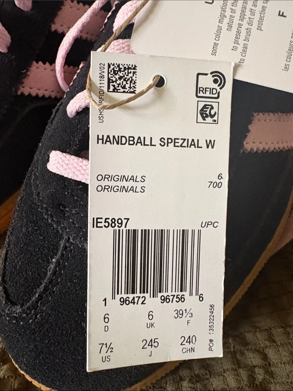 adidas Women’s Handball Spezial Sneakers - Black & Light Pink